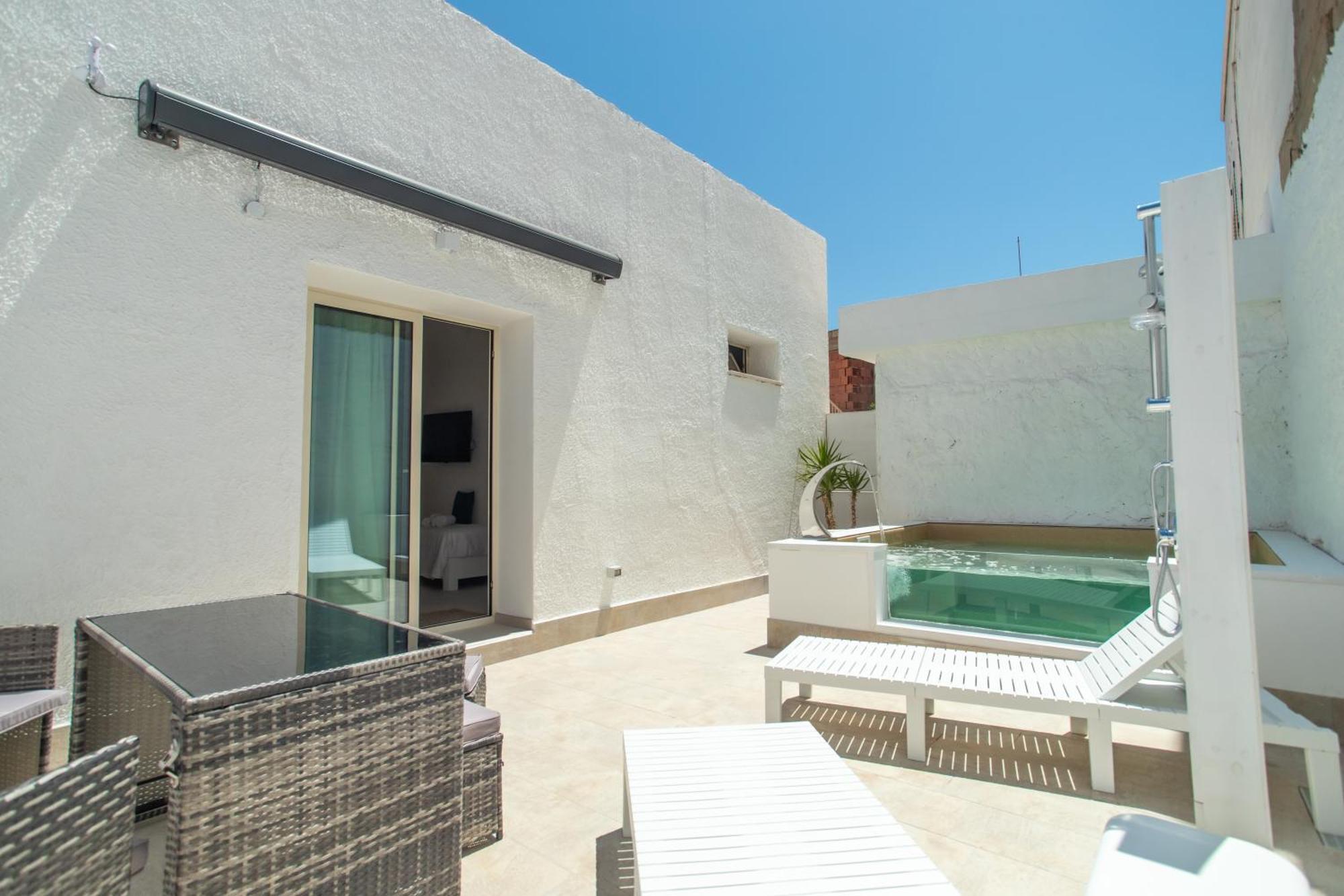 Le Grotte Hotel Lampedusa Exterior photo